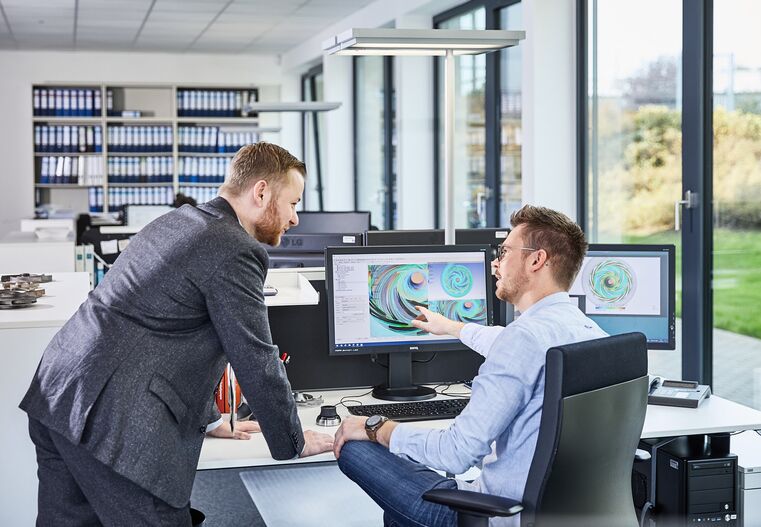 Karriere und Ausbildung