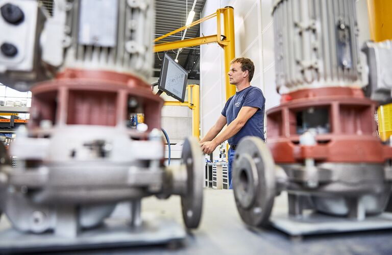EDUR Inlinepumpen in der Montage